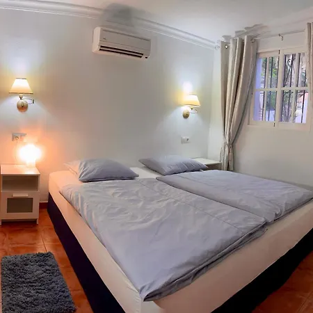 Casa Tranquila Mit Atemberaubendem Meerblick Balkon Incl Badezimmer 招待所